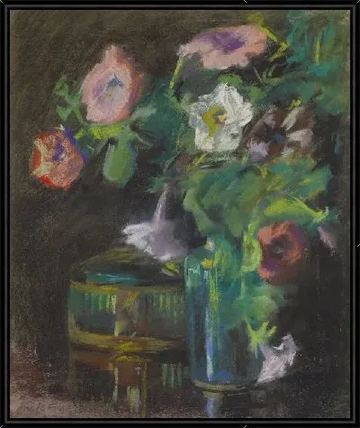 Натюрморт петуний в стеклянной вазе