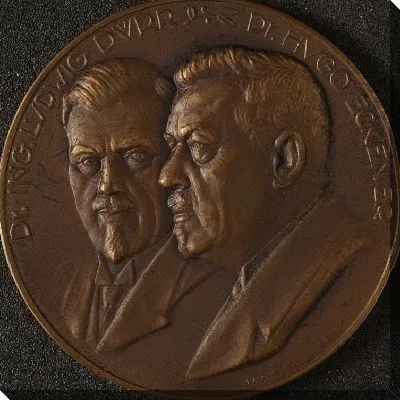 Бронзовая медаль в память Л. Дурра и Х. Эккена