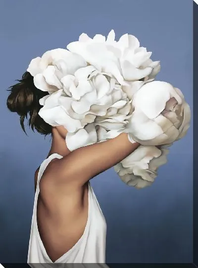 Картина Девушка с букетом цветов на голове на синем фоне