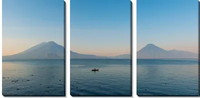 Модульная картина Два вулкана и море