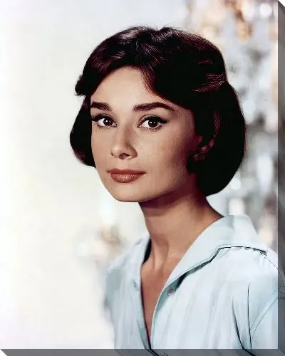 Постер Одри Хепбёрн