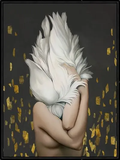 Картина Девушка с перьями и золотыми мазками