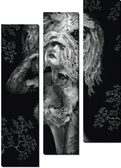 Модульная картина Девушка с перьями на фоне орнамента