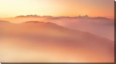 Постер Туманный закат в горах