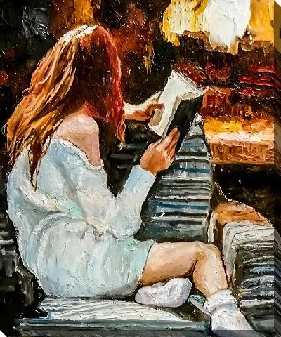 Девушка читает книгу у камина