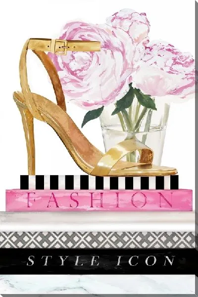 Постер Золотые туфли на книгах с пионами в стакане