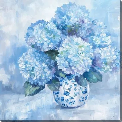 Букет светло-синих гортензий