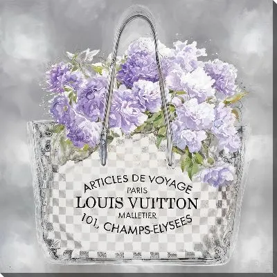 Сиреневые гортензии в сумке