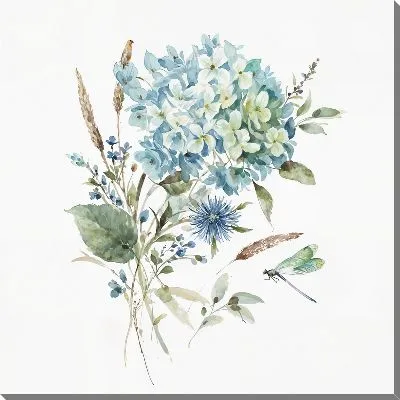 Букет полевых цветов с гортензией и стрекозой