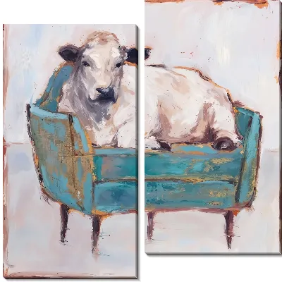 Корова на диване