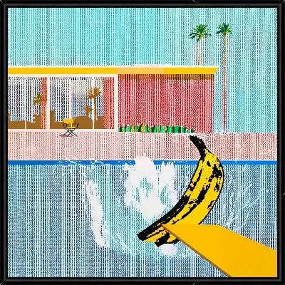 Банан в бассейне