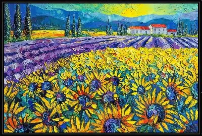 Поле с лавандой и подсолнухами