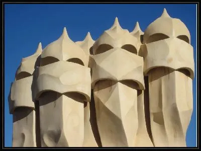 Картина Архитектурные элементы Гауди