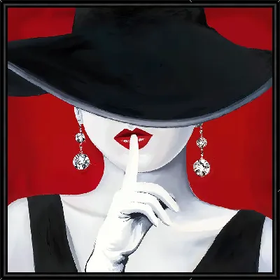 Девушка в шляпе просит быть потише