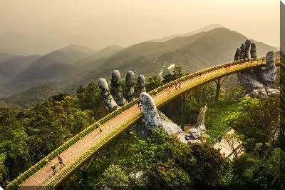 Золотой мост во Вьетнаме