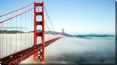 Золотые ворота в утреннем тумане