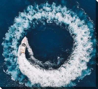 Яхта в море №16