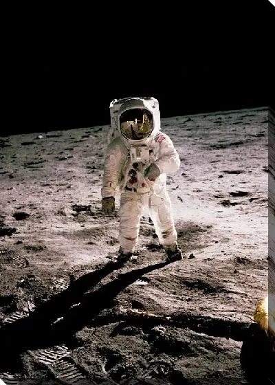 Постер Космонавт на Луне