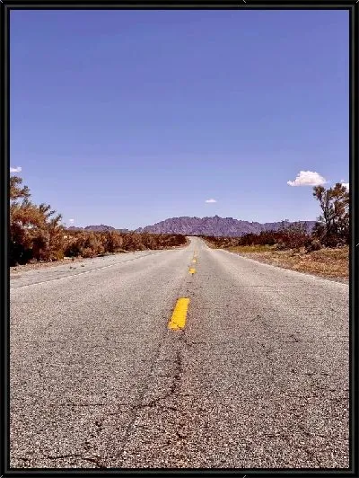 Картина Трасса с желтым разделителем