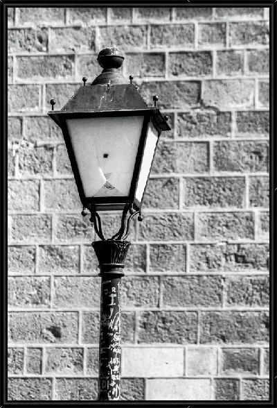 Картина Разбитый фонарь