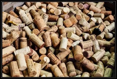 Картина Пробки от бутылок вина №5
