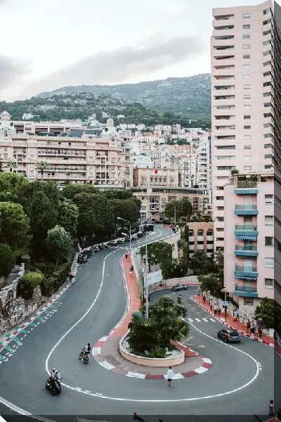 Постер Дорога в Монако