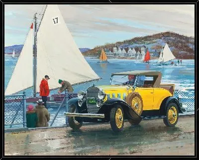 Желтый ретро-автомобиль и парусник