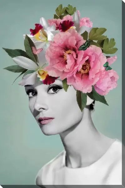 Постер Одри Хепбёрн с цветами на голове №2