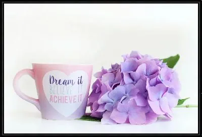 Картина Гортензия и чашка чая