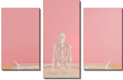 Скелет занимается йогой №1