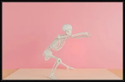 Картина Скелет занимается йогой №6
