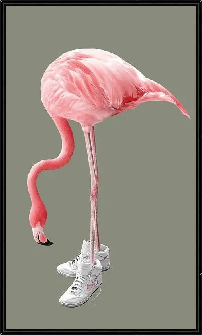 Картина Розовый фламинго в кроссовках
