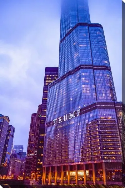 Постер TRUMP Tower  в Чикаго