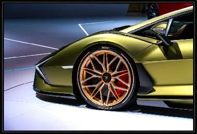 Картина Золотой Ламборгини