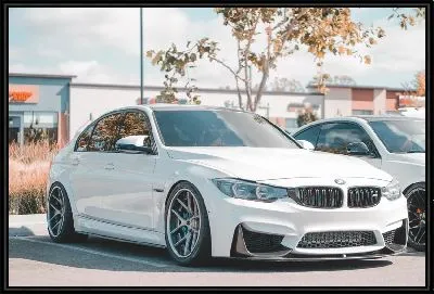 Картина Белый БМВ