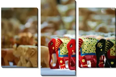 Модульная картина Статуэтки слонов в Индии