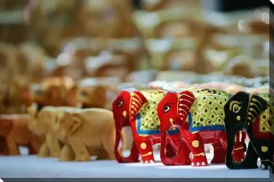 Постер Статуэтки слонов в Индии