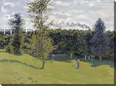 Поезд в деревне (с цветокоррекцией)