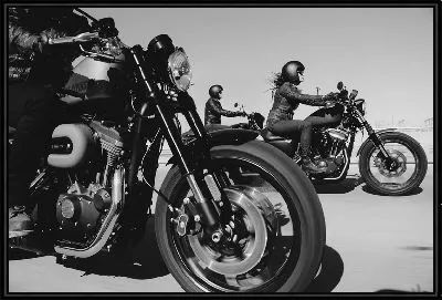 Байкеры на мотоциклах