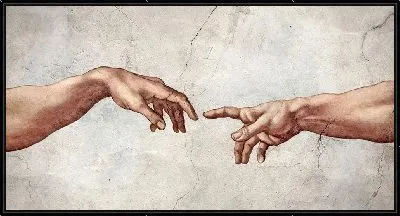 Две руки тянутся друг к другу