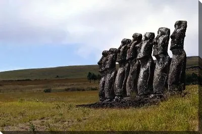 Моаи статуи острова Пасхи