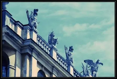 Картина Статуи на крыше