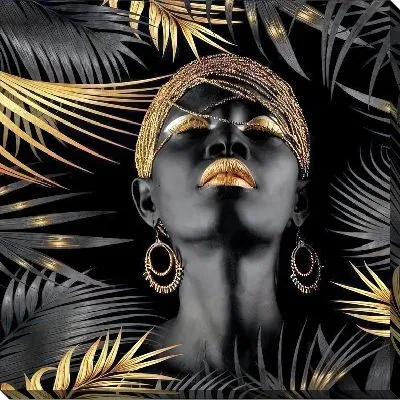 Африканка с украшениями и золотыми губами №2