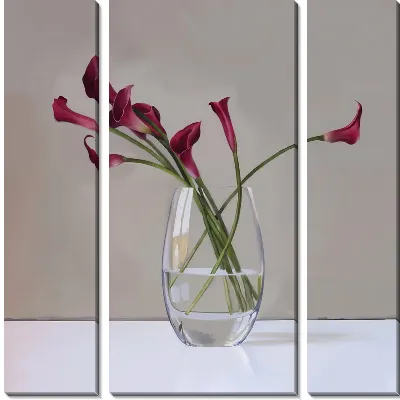 Модульная картина Каллы в прозрачной вазе