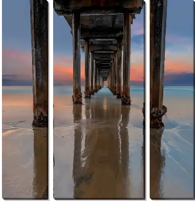 Модульная картина Под пирсом