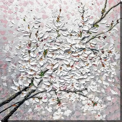 Объемные белые цветы на ветках