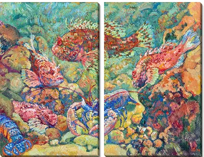 Рыба-скорпион и омары в аквариуме