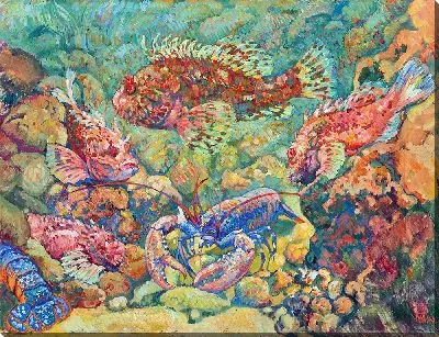 Рыба-скорпион и омары в аквариуме