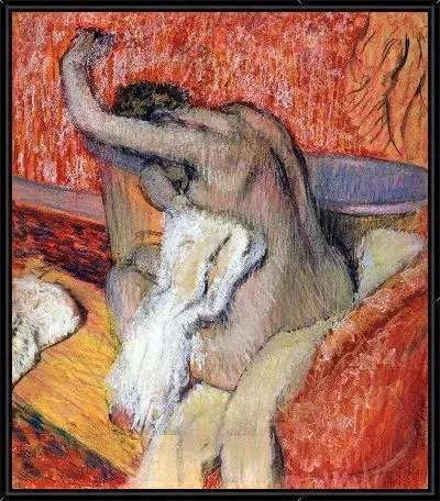 После ванны — Женщина вытирается