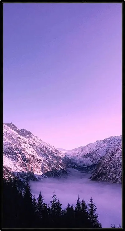 Картина Туман в горах в фиолетовых оттенках